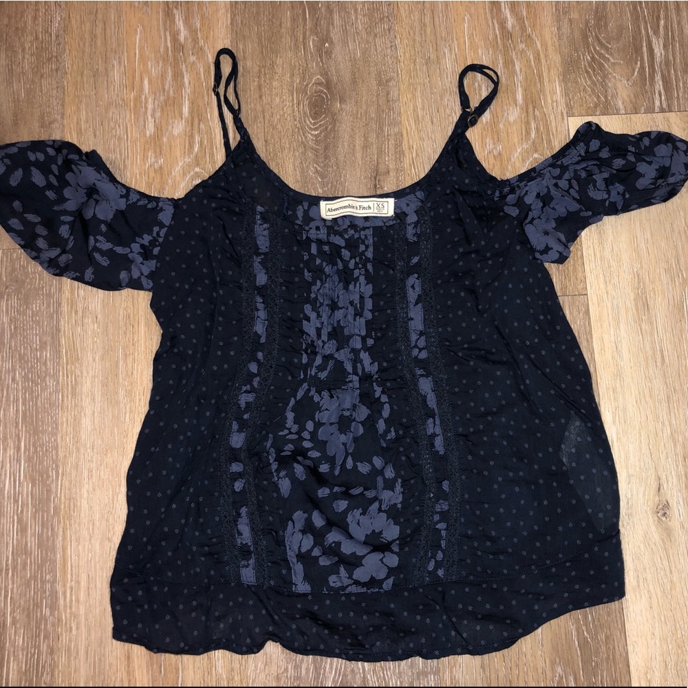 A&F Blue Open Shoulder Tank (SIZE XS)